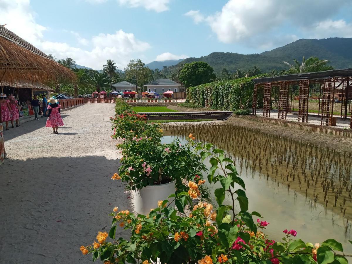 Stella Resort Khanom Exteriör bild